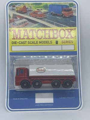 Vintage Lesney Matchbox 32 Custom Esso Ergomatic Petrol Truck Blister Pack