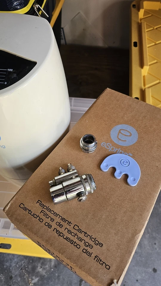 Amway E-spring Water Filter  10-0185 And Replacement Filter  10-1086 - Image 3 of 4