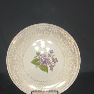 Cunningham & Pickett Dinner Plate Spring Violet Porcelain 10 in Round Glossy