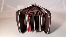 credit card mini  genuine leather wallet fits cash too coffee/dark brown