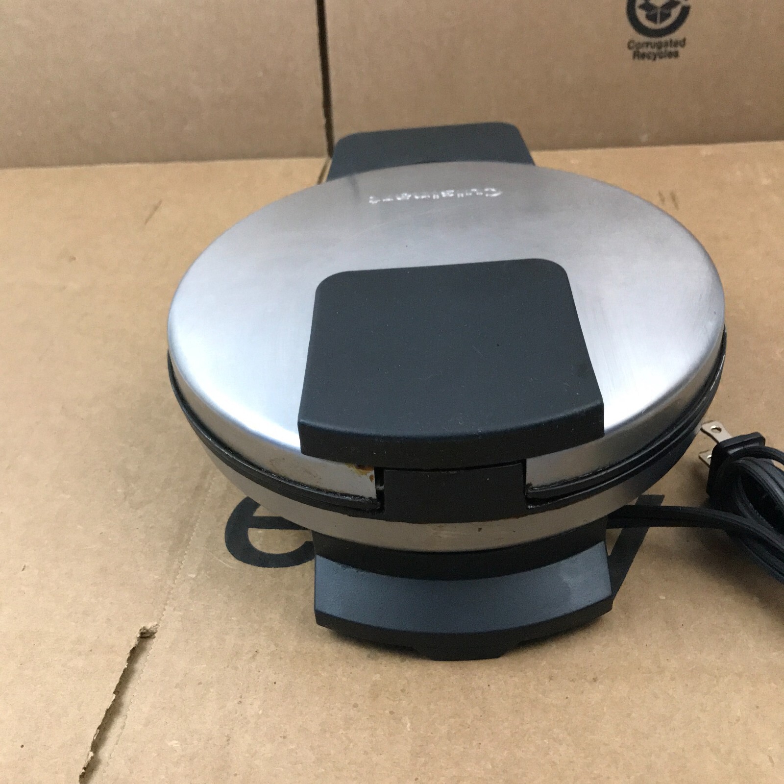 Cuisinart WMRCA Round Classic Waffle Maker Stainless 313092282279 eBay