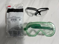 Moving sale - Lot of 3 protective safety glasses for construction workers