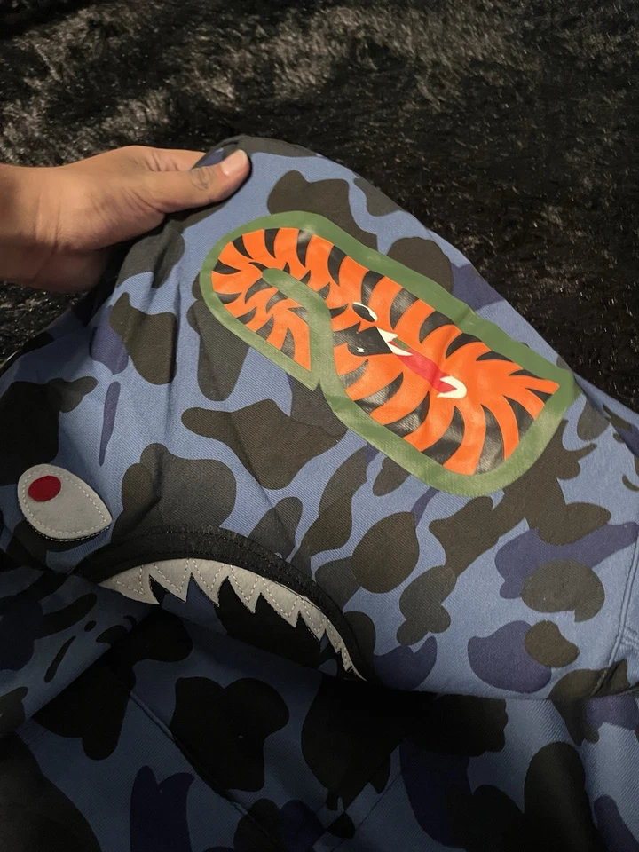 Sudadera con Capucha A Bathing Ape Bape Camuflada Azul Tiburón Cremallera Completa Talla Mediana Foto 3 de 4