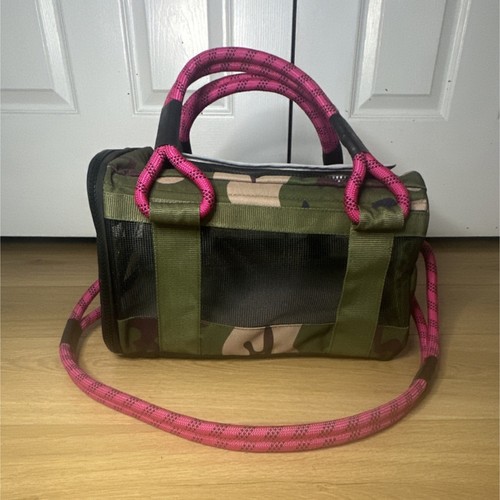 Roverlund Out of Office Pet Carrier Camo/Pink Small