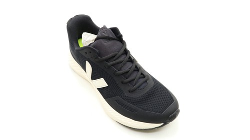 Veja Women's Trainer Size 6 Black New - Picture 3 of 12