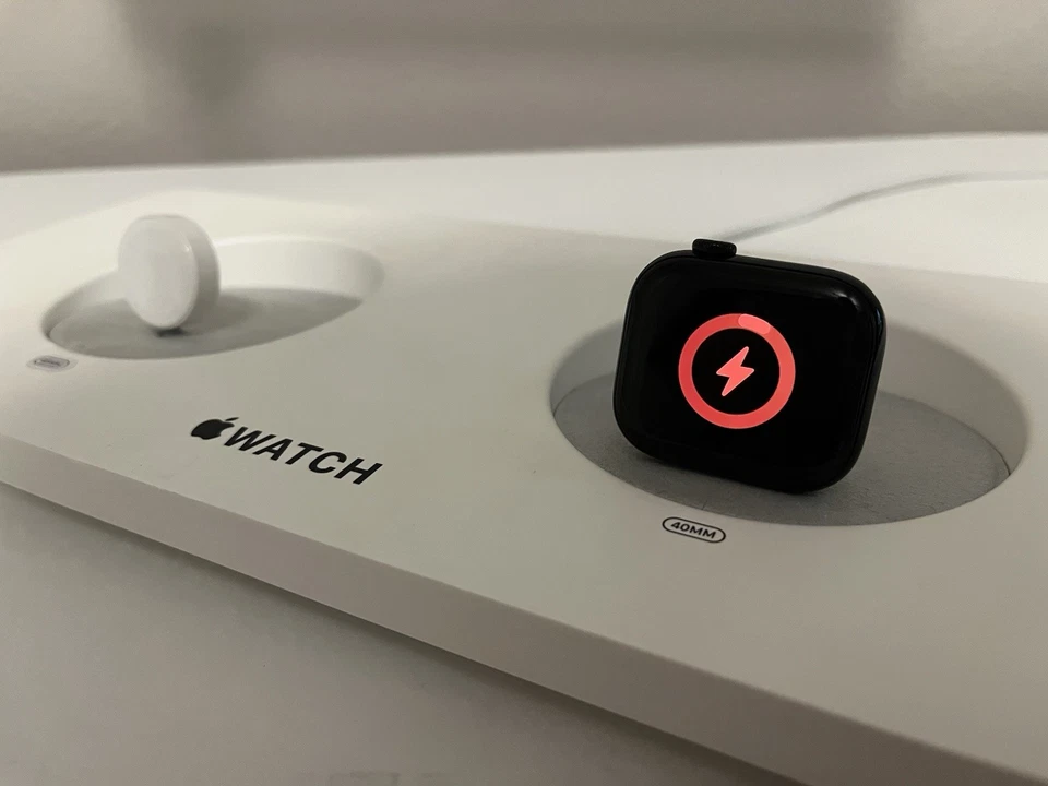Apple Watch Store Retail Display Demo Charging Dock, Touch & Try - Image 4 of 4