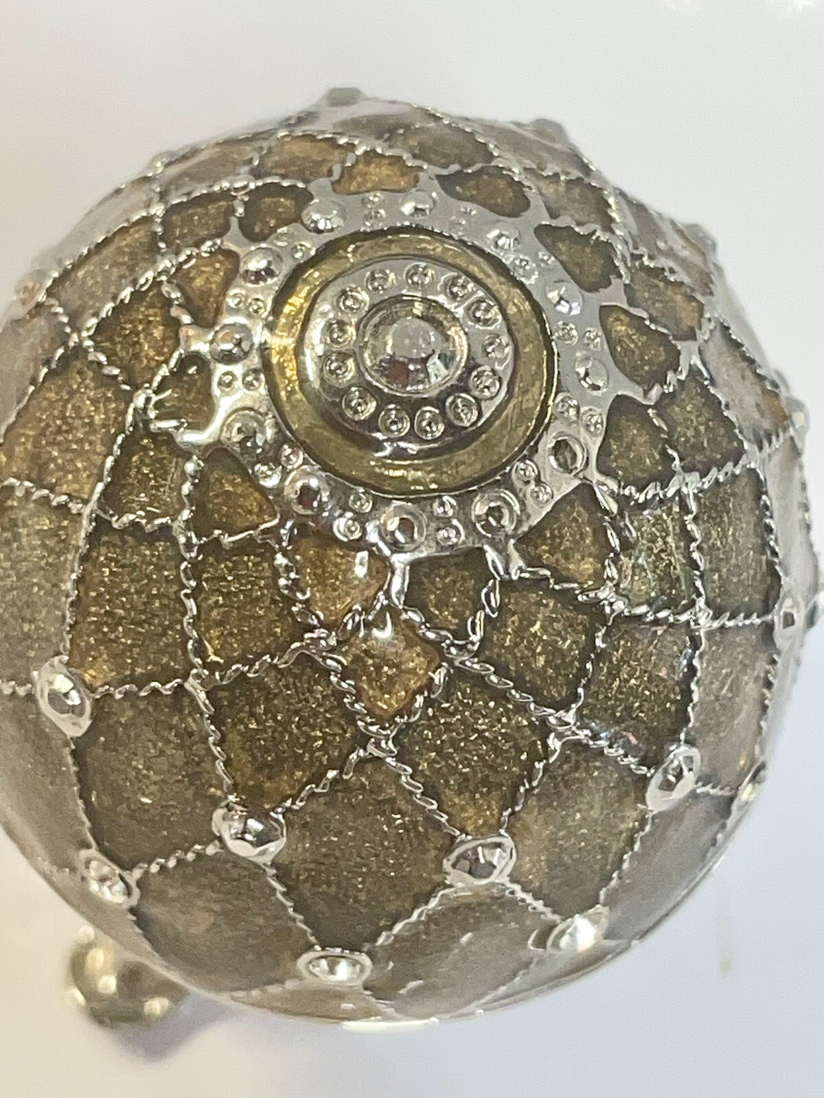 Picture 2 of 6