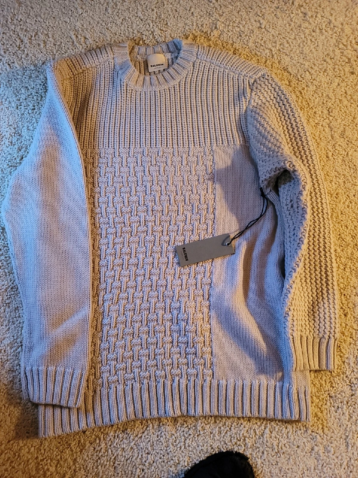 mens sweater M