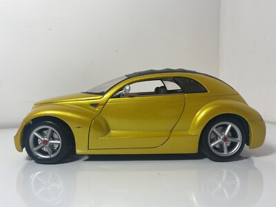 Maisto Chrysler Pronto Cruizer Original Concept PT Cruiser 1:18