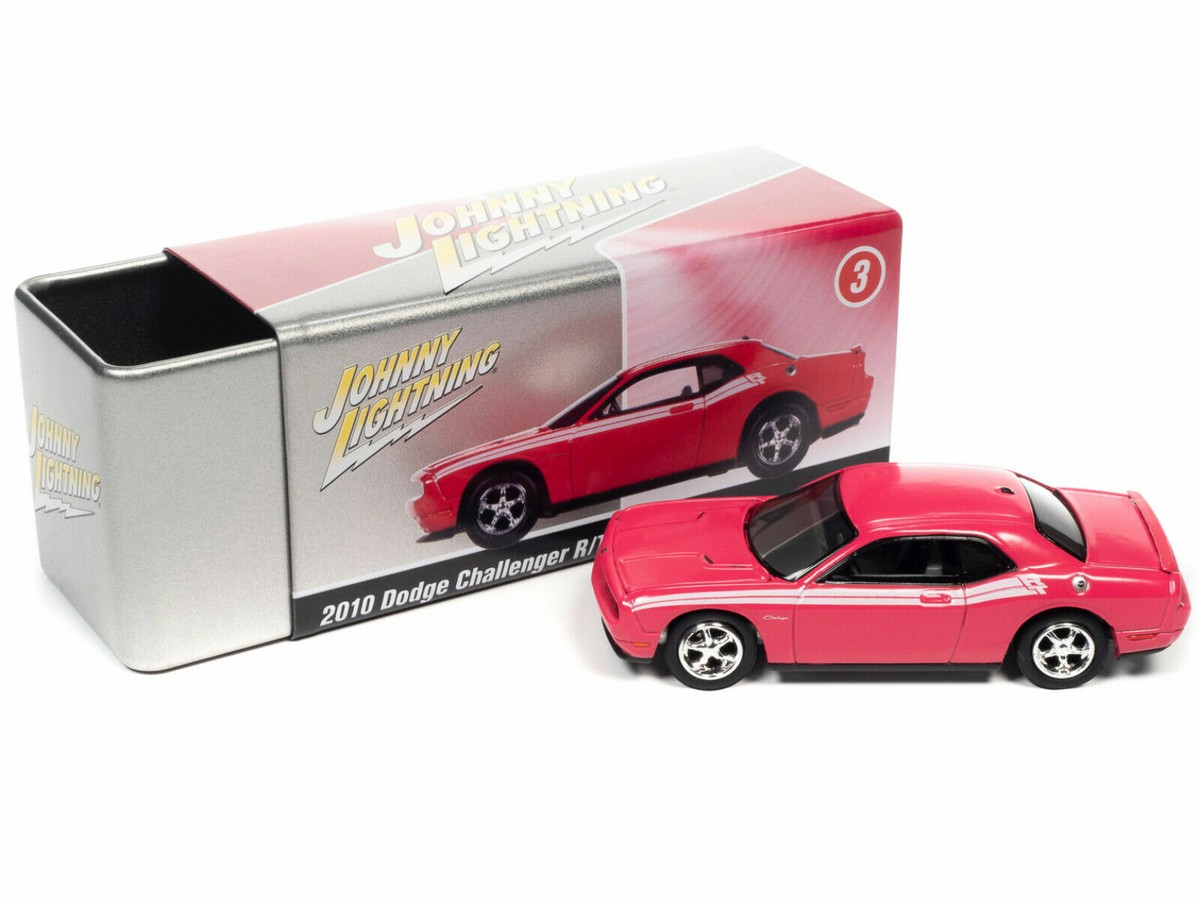 JOHNNY LIGHTNING 1:64 2010 DODGE CHALLENGER R/T PINK & TIN
