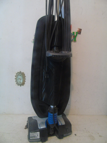 Oreck Vacuum - Picture 6 of 12