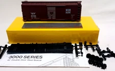 HO SCALE Accurail 3224 WESTERN PACIFIC  40' OB Box Car  #20751 New Kit in Box !!