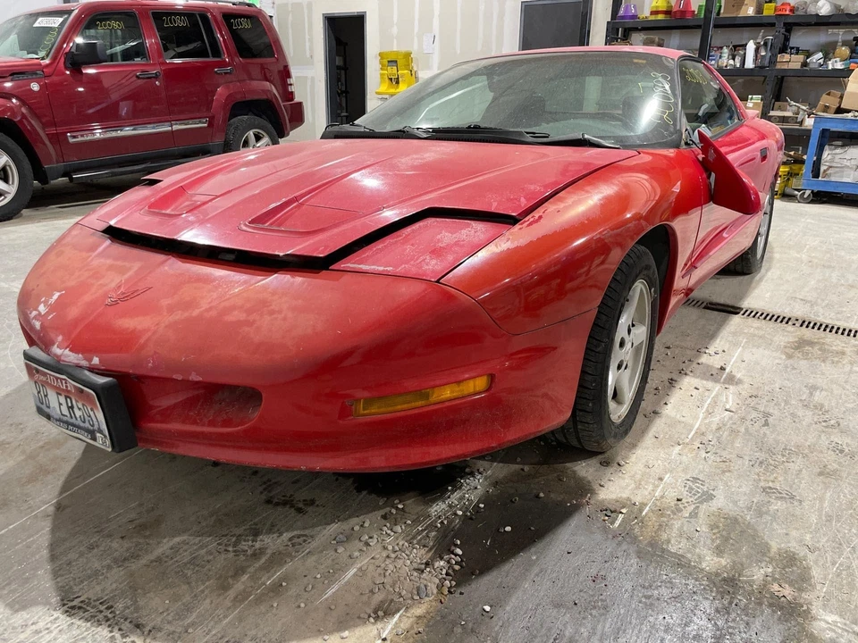 1993 - 1997 Pontiac Firebird Rear Axle Assembly Disc Brakes 161K Foto 3 de 4