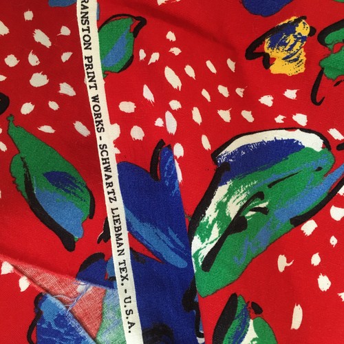 estampado cranston funciona vintage remanente tela estampado rojo con diseño floral azul - Imagen 4 de 7