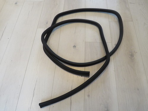 VW Golf 2 II Dichtung Kofferraum Heckklappe Dichtgummi hinten 19e