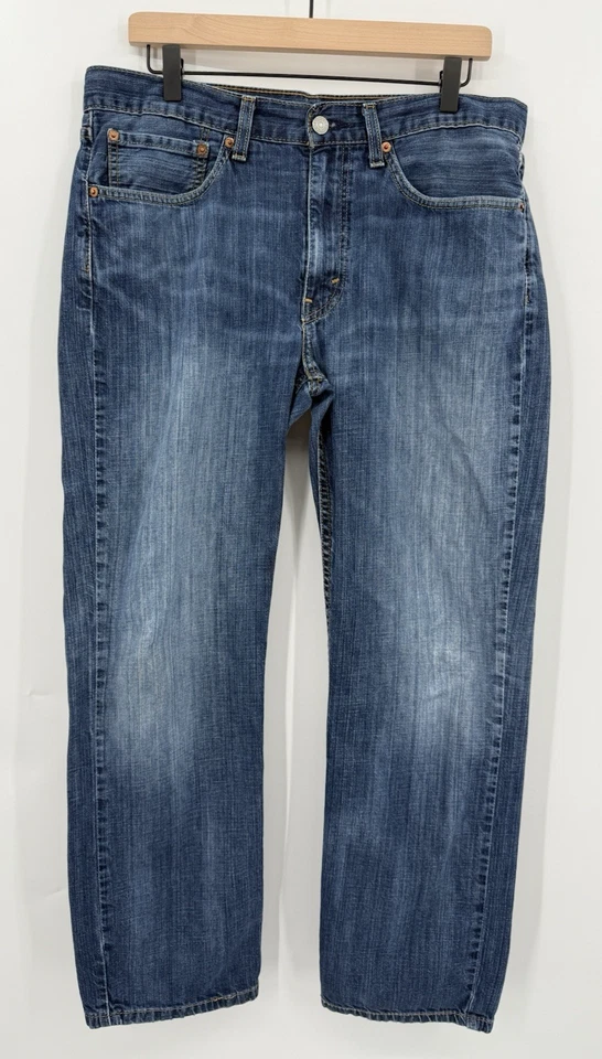 Pantalones de mezclilla americanos ajustados calce desvanecido azul 34x30 Levis 511 para hombre Foto 2 de 4