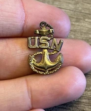 Vintage USN Navy Anchor With Rope Pin Sterling Silver