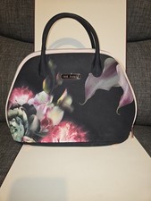 Ted Baker Vanity/Make Up /Wash /Beauty /Toiletries Bag Nr 130