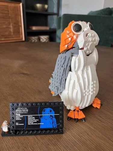 LEGO Star Wars 75230 PORG Complete w/ Stand & Minifigure – Retired – Display Set