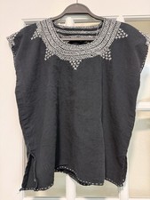 Handmade Women&rsquo;s Black Mexican Huipil Style Tunic Top, White Embroidery M