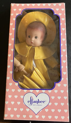 Vintage Effanbee PATSY DOLL SINGIN IN THE RAIN & Umbrella original box with tag