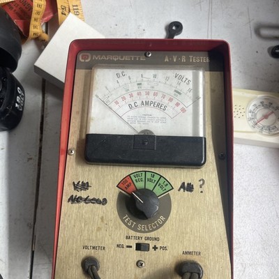 Vintage Marquette AVR Tester Model 41-135 Voltmeter 1.8VDC 18VDC Ammeter 100ADC