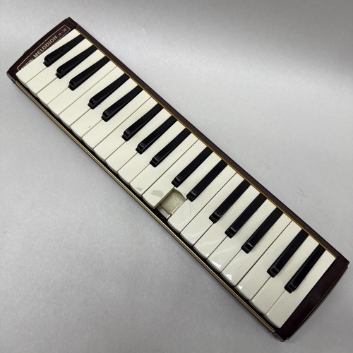 Suzuki M-36 MELODION ALTO Melodica Melody Piano 36 Keys & Carry Handle