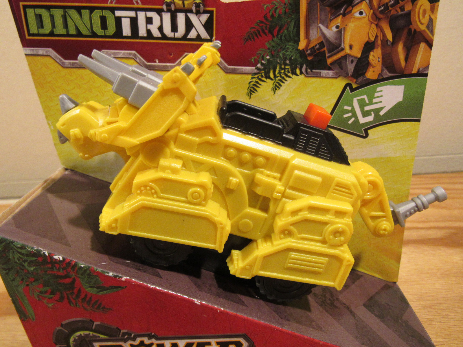Dinotrux Power Trux Dozer Vehicle 2017 NEW *RARE* eBay