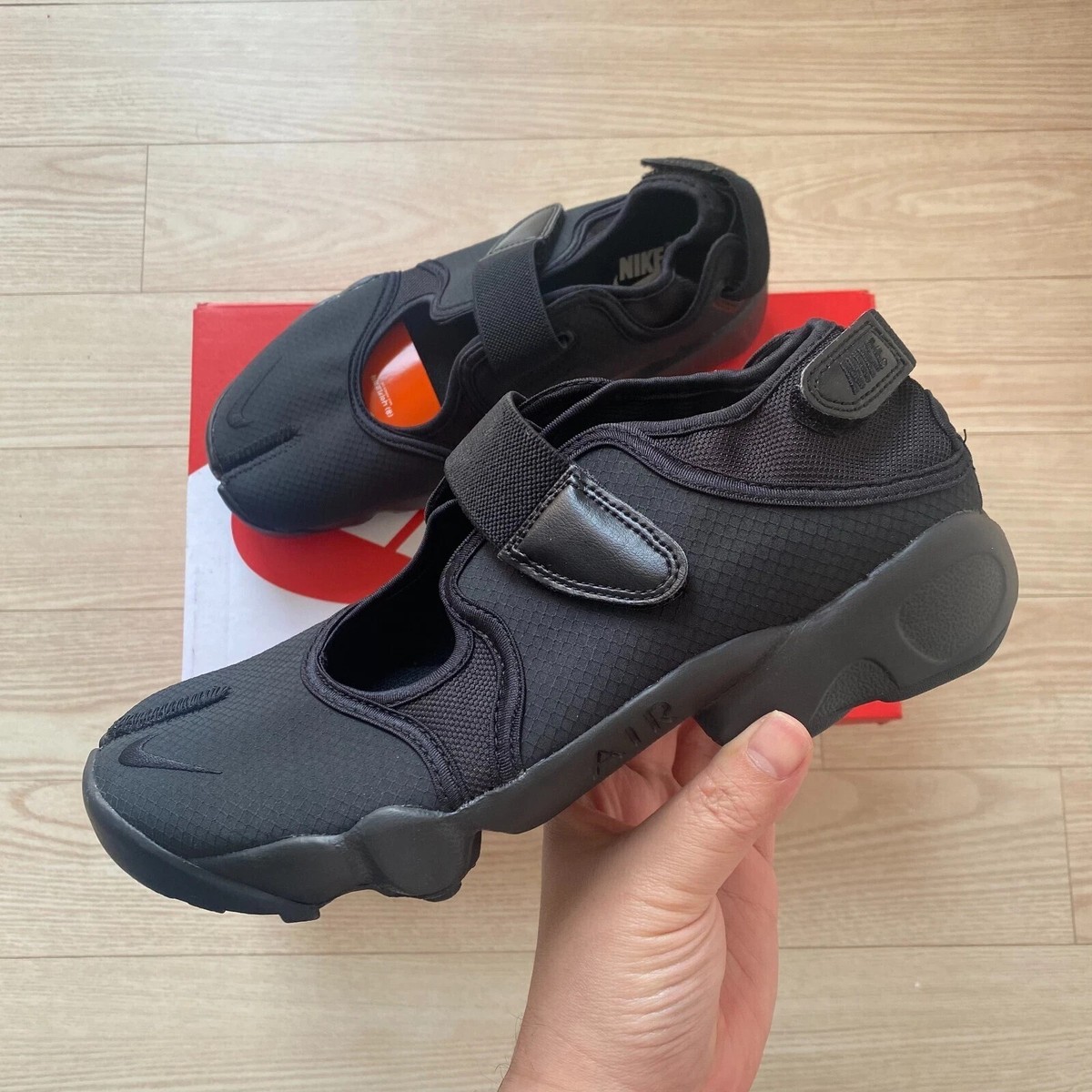 スニーカー Nike Women's Air Rift Breathe Black Nike WMNS Air Rift Breathe Black White DN1338-003 | eBay