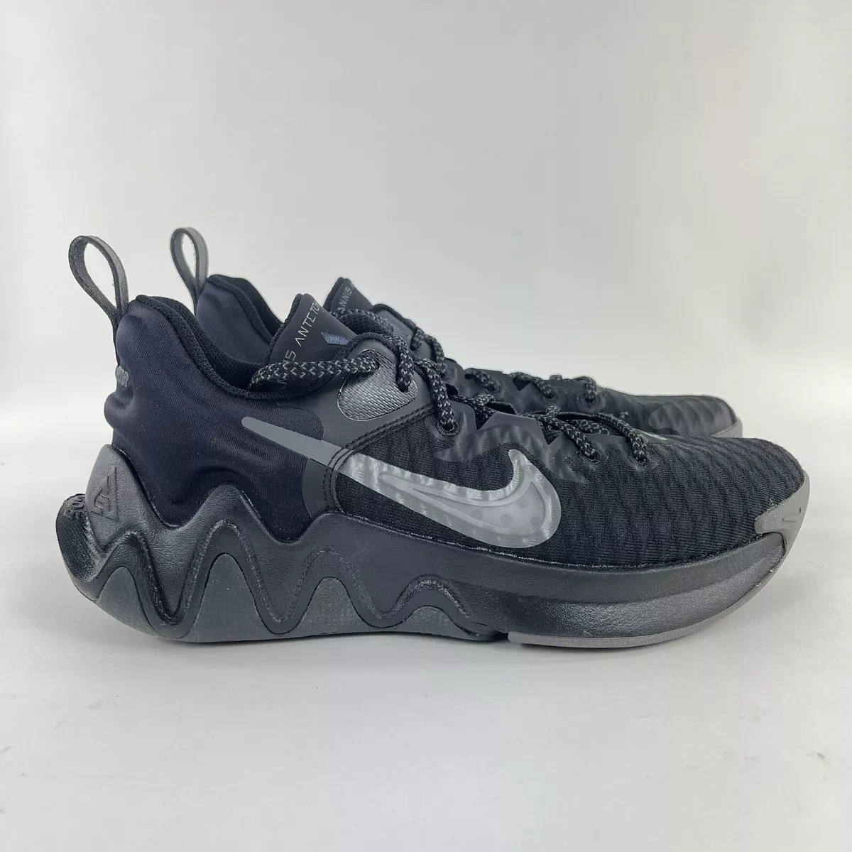 All black nike basketball shoes deals