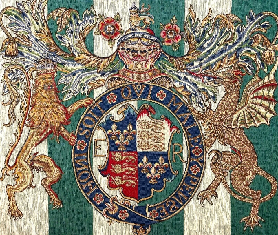 16TH CENTURY ROYAL ARMS OF ENGLAND LINED 32" 81CM X 70CM BELGIAN TAPESTRY, 13997 - Image 4 of 4