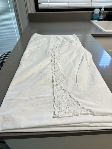 JCPenney Crochet Bed Skirt 50”x68” 100% Cotton 3/4 Bed Vintage Cottagecore - Picture 4 of 6