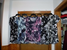 Short Sleeve Women's Tops size MD,SM,Simply Vera Vera Wang Multi Color NWT
