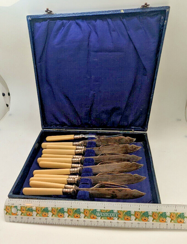 12 PIECE Silver Plate Fish Knife and Fork Set in Box likely English - Picture 11 of 11