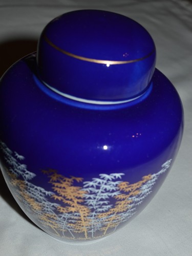 VINTAGE Japanese 4" miniature Vase with lid with Bamboo Designs (2, B3) - Bild 7 von 9