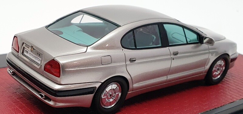 Matrix 1/43 Scale MX51001-061 - 1990 Jaguar Kensington