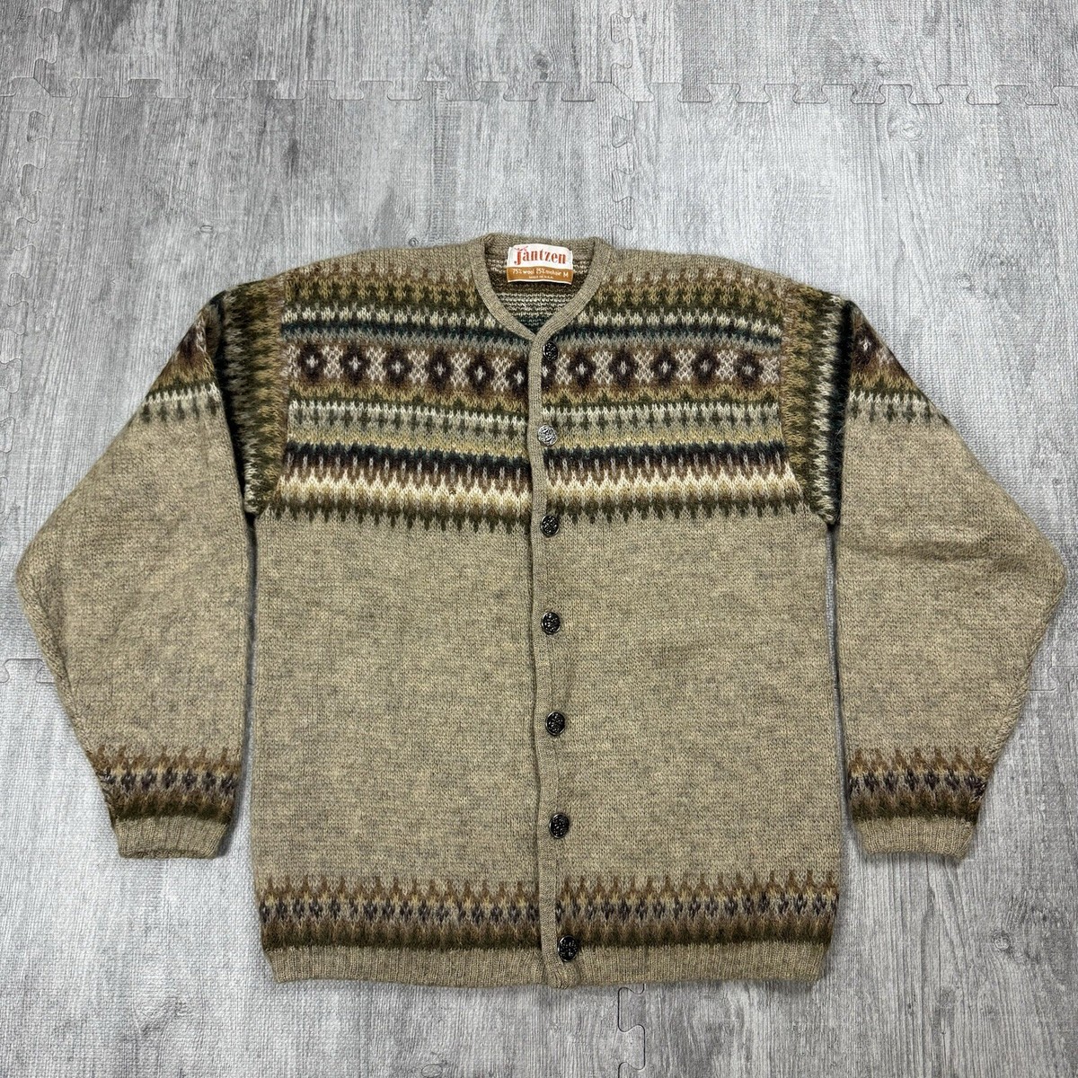 VINTAGE 60S JANTZEN MOHAIR CARDIGAN SWEATER GRUNGE BUTTON-UP VINTAGE 60S JANTZEN MOHAIR CARDIGAN SWEATER GRUNGE BUTTON-UP