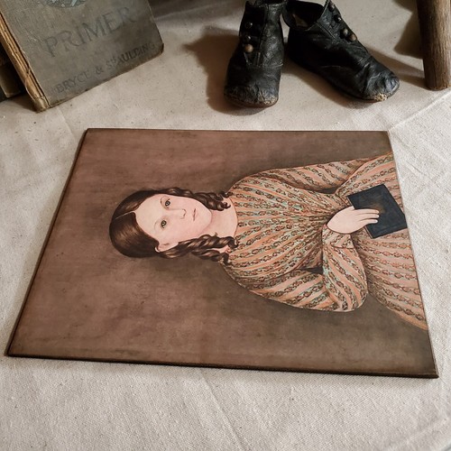 PRIMITIVO VICTORIANO VINTAGE ESTILO COLONIAL NIÑA MARRÓN VESTIDO LIBRO RETRATO SIGNO - Imagen 6 de 8