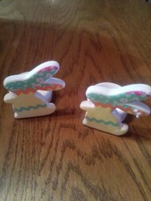 WUNDERSCHÖNE EIERBECHER - HASENMOTIV - 2  Stück -NEU IN OVP