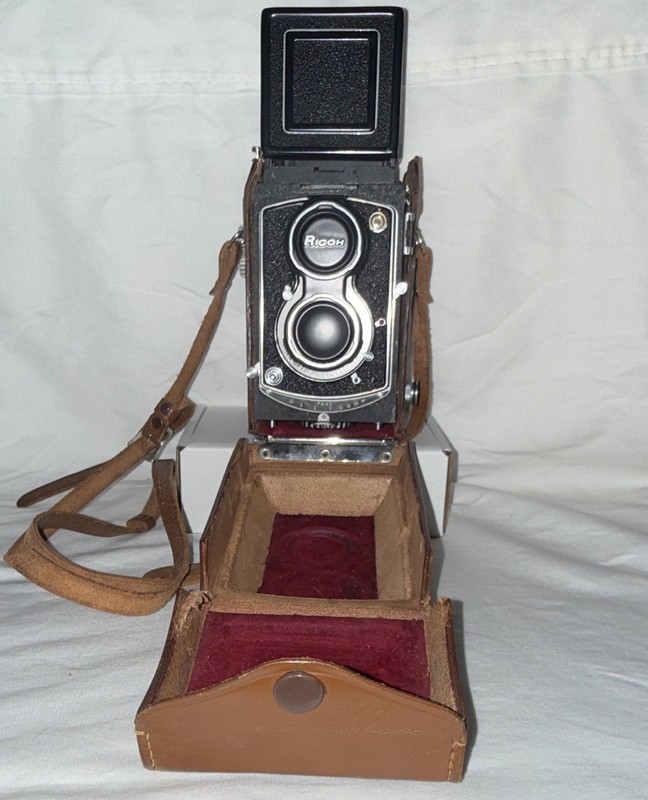 Ricoh Ricohflex MXV No.57048 120 Film Camera