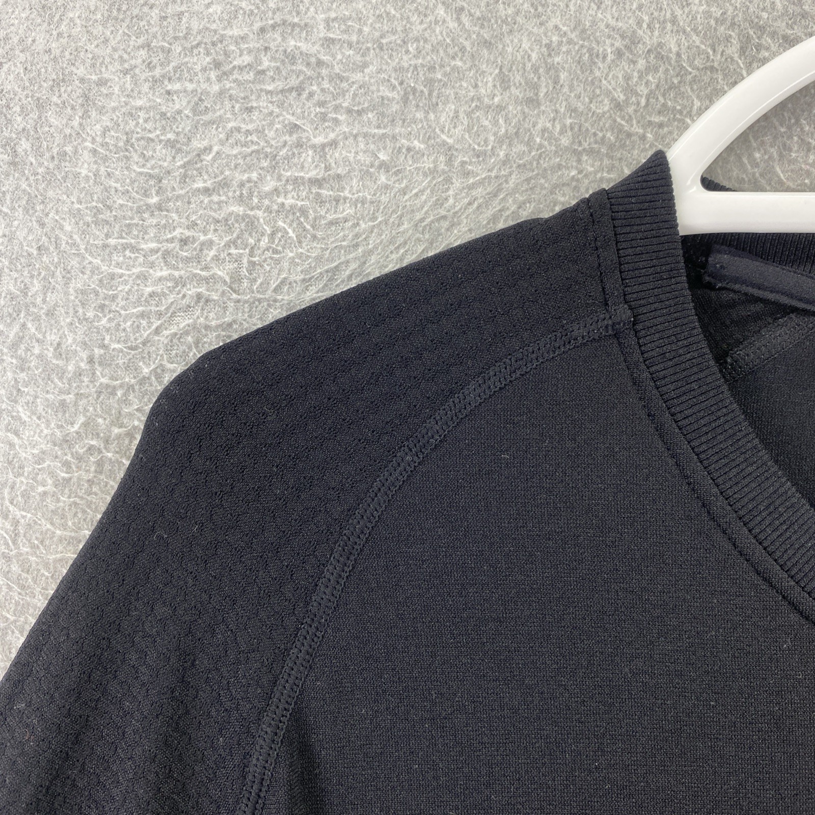 YoungLA Large Black Athletic Performance Long Sle… - image 3