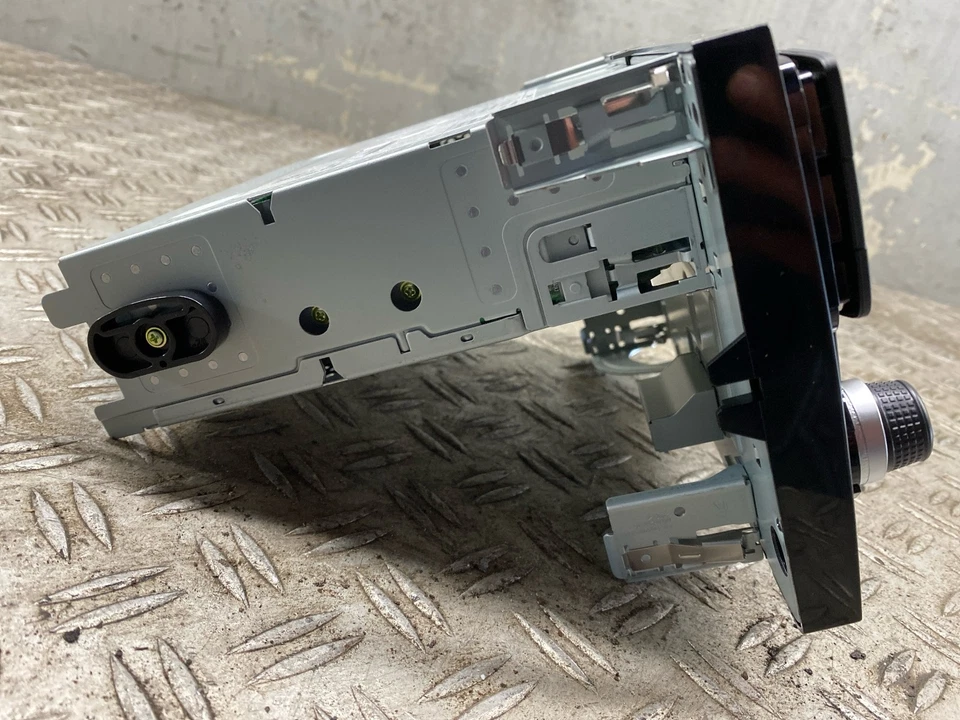 18656 VW Golf 7 VII Sportsvan, Touran 5T Radio Composition Touch DAB+ 510035887A - Bild 2 von 4