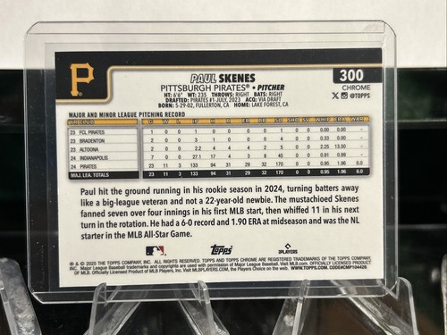 2025 Topps Chrome Paul Skenes Gold Cup Rookie #300 Ray Wave Refractor Pirates - Bild 2 von 2