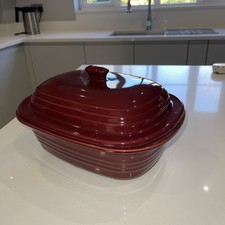 NEW Pampered Chef Deep Covered Baker & Casserole Dish 3L Cranberry Stoneware