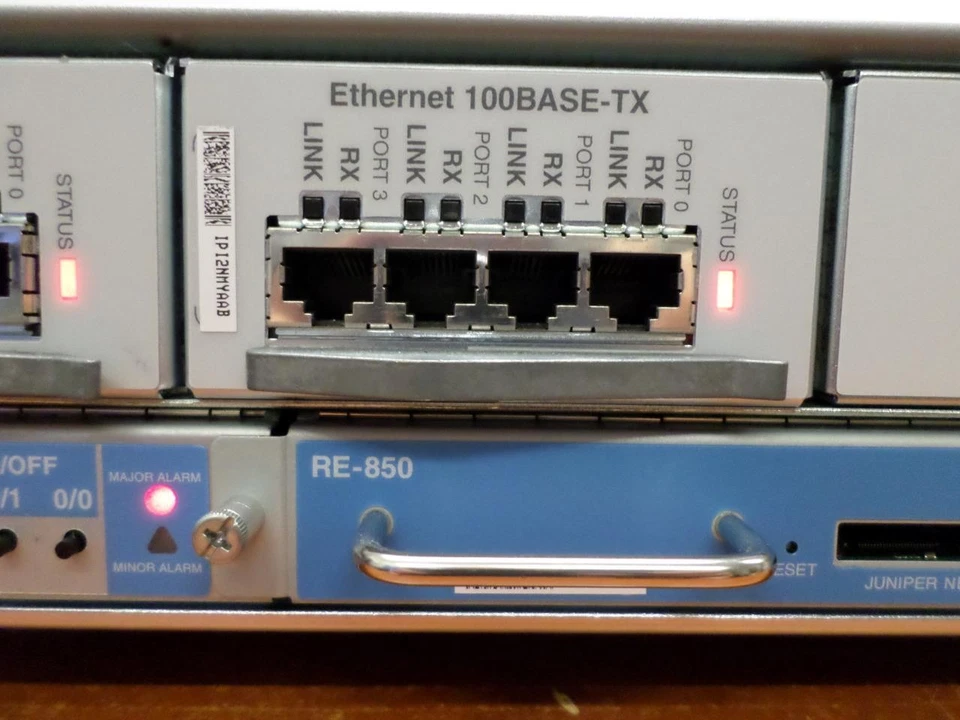 Juniper Networks M7i Router with 2x 4 Port 10/100Mbps Ethernet RE-850 Module - Image 3 of 4