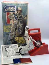 MTB- Vintage 1973 Ideal Evel Knievel Stunt Cycle King Of The Stuntmen working