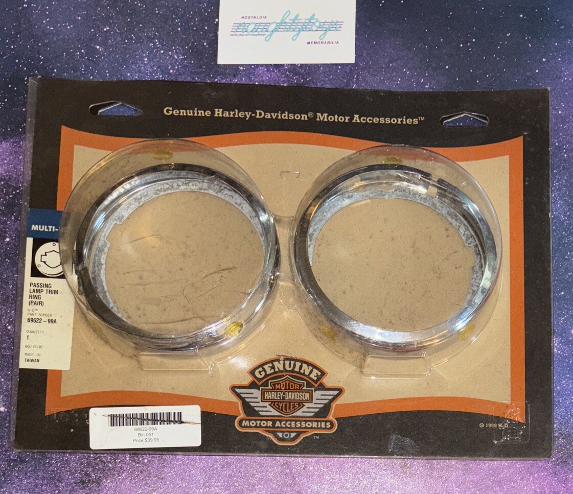 ぎの出品 Vtg 1998 Genuine Harley-Davidson Passing Lamp Trim Ring (Pair