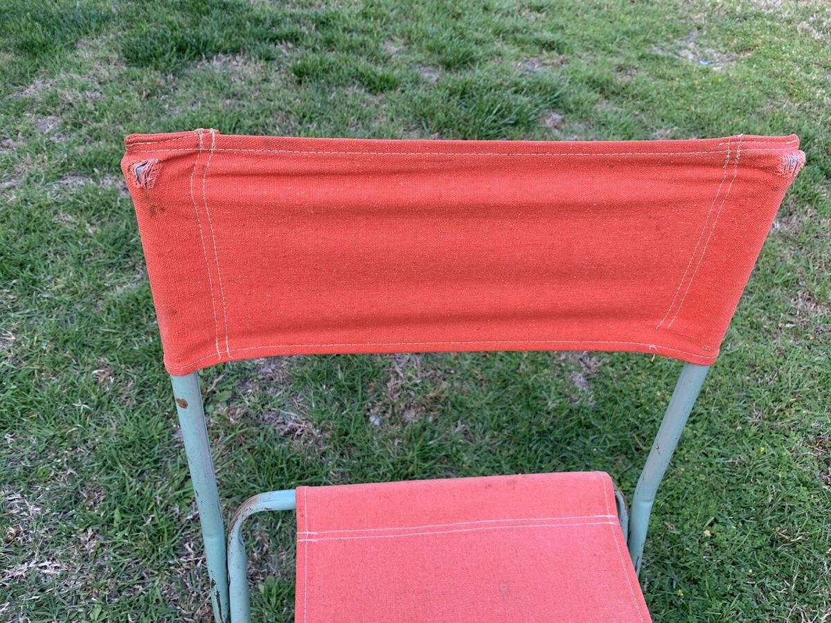 Vintage Pair Green and Orange Folding Camping Hunting Chairs Vintage Pair Green and Orange Folding Camping Hunting Chairs