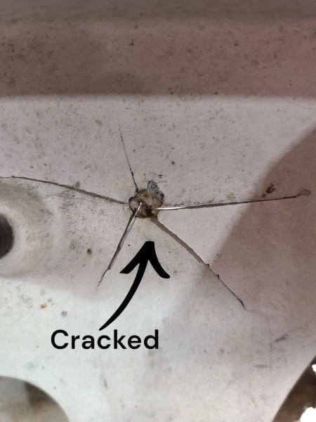 Tail Panel Brougham Fits 85-92 FLEETWOOD 571682 - Image 2 of 4