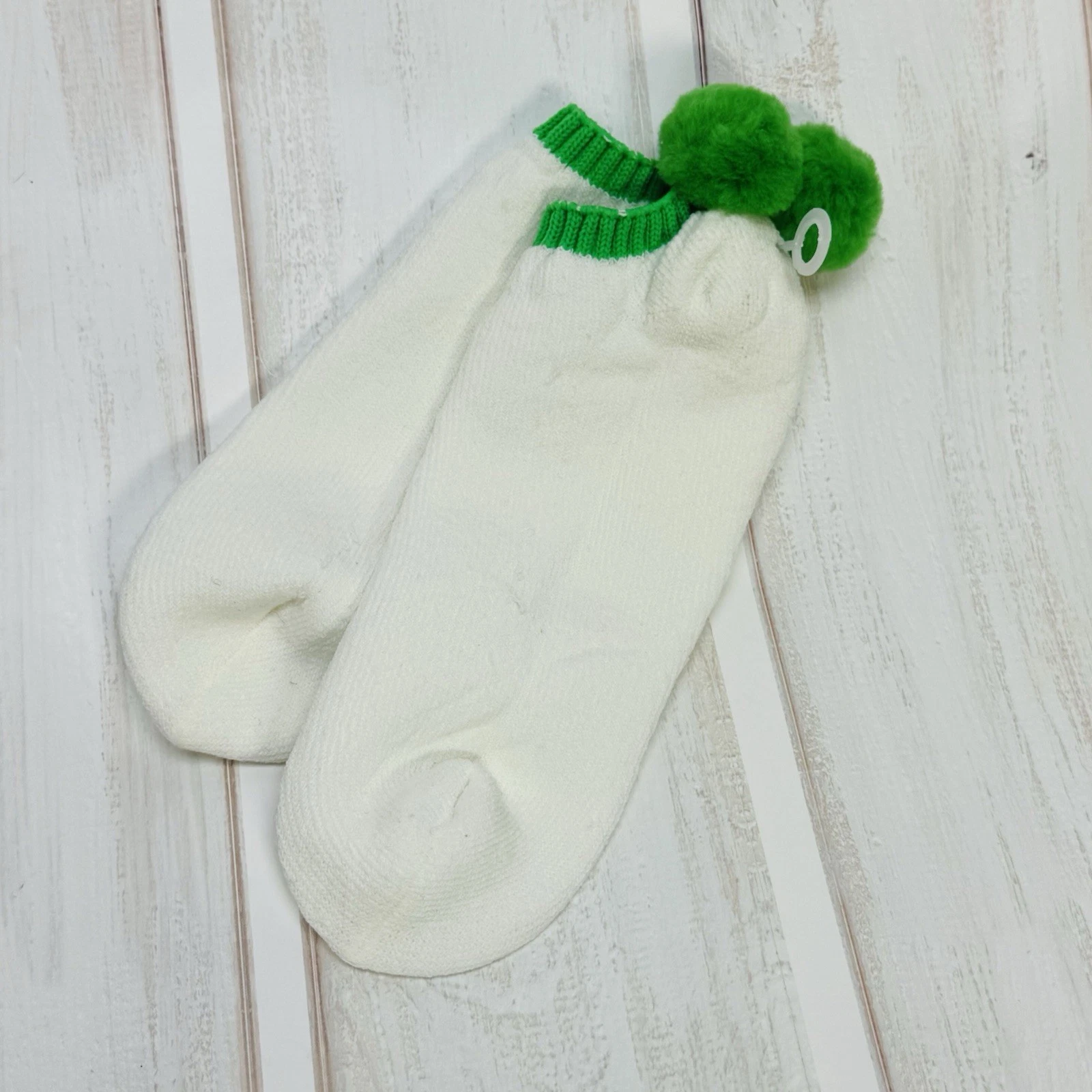 Green Trim POM POM White Low Cut Socks Women’s Tennis Sport Ankle Footie New Vtg